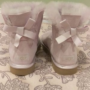 💜(Rare/high demand)💜Lavender uggs